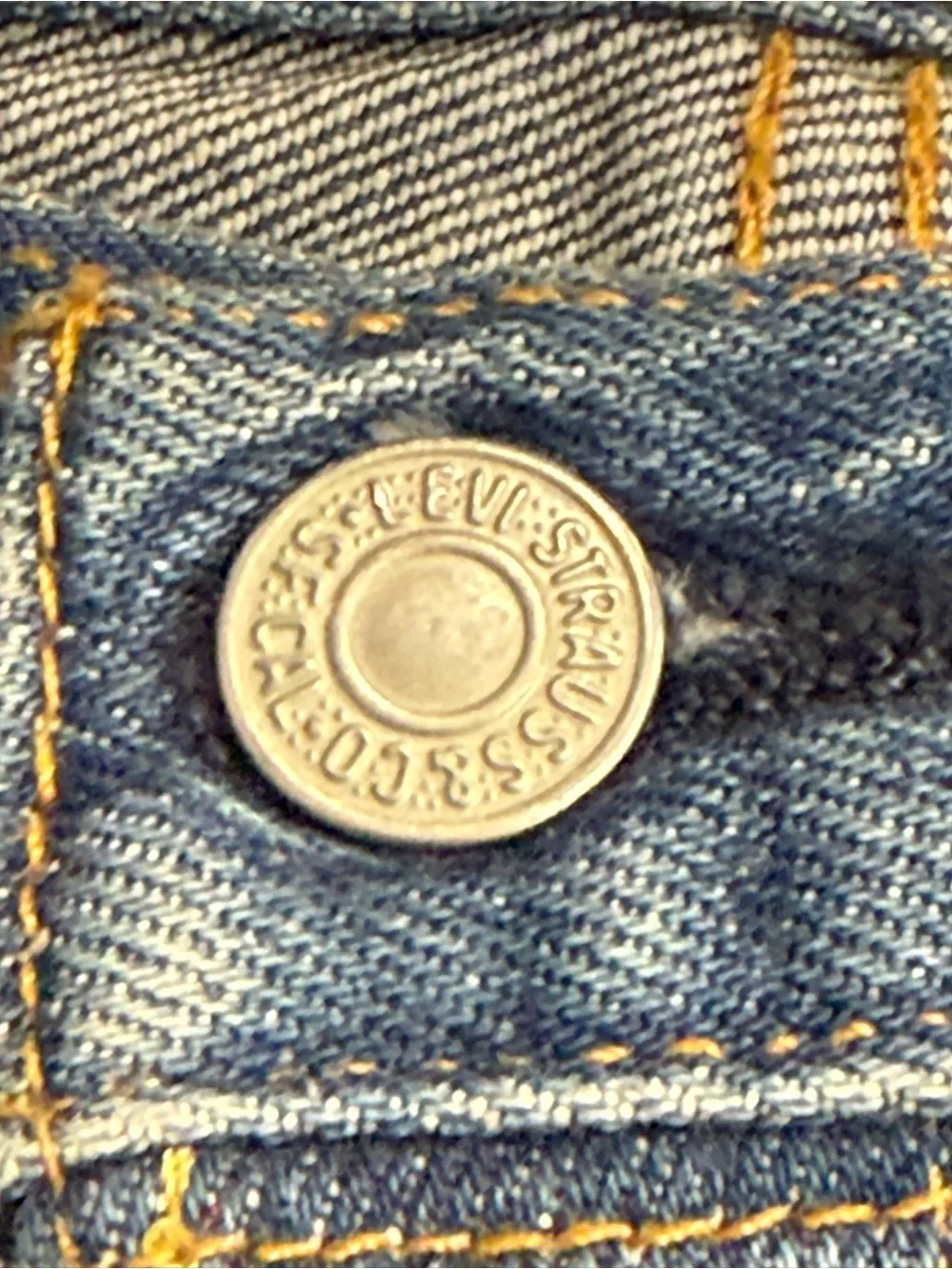 Levi’s 501 Original Men's Denim Shorts - Blue size 42x9